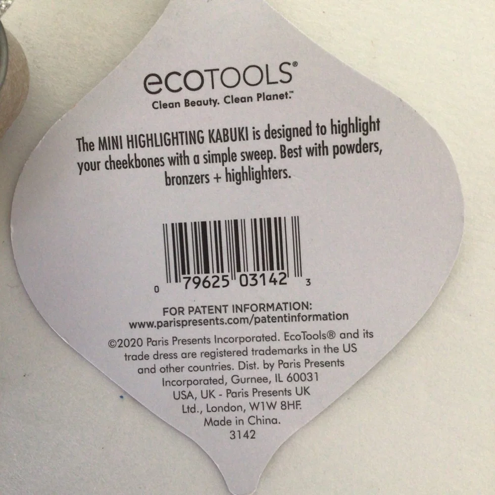 ECOTOOLS KABUKI BRUSH NWT